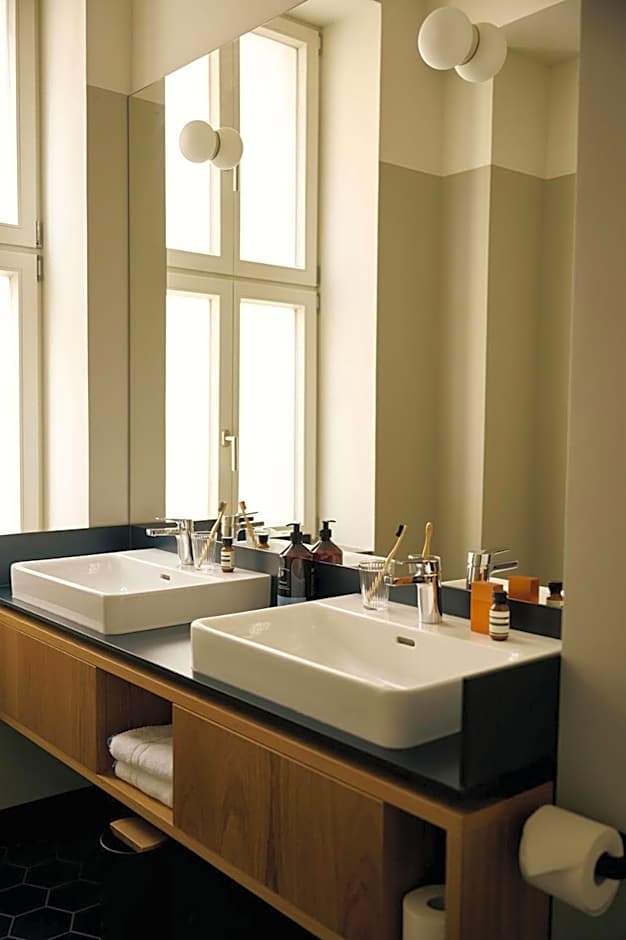 Melter Hotel & Apartments - a Neighborhood Hotel