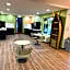 Spark by Hilton Freeport