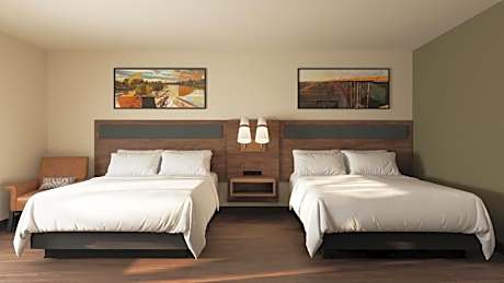 Standard Queen Room with Two Queen Beds and Mobility Accessible Tub