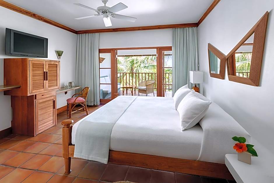 Couples Swept Away - All Inclusive - Couples Only