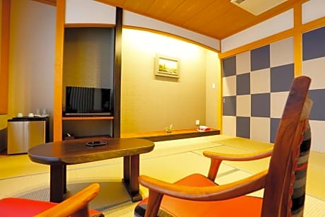 Japanese-Style Quadruple Room