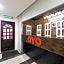 OYO 89960 Manjung Inn Hotel