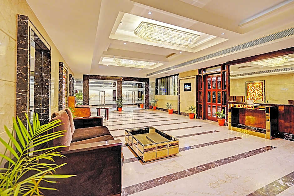 Super Townhouse OAK Hotel City Mark Gurgaon