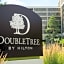 DoubleTree By Hilton Chicago - Oak Brook