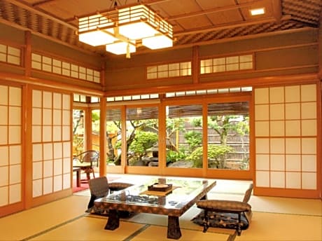 Premium Japanese-Style House with Private Open-Air Bath - Annex(No,107)