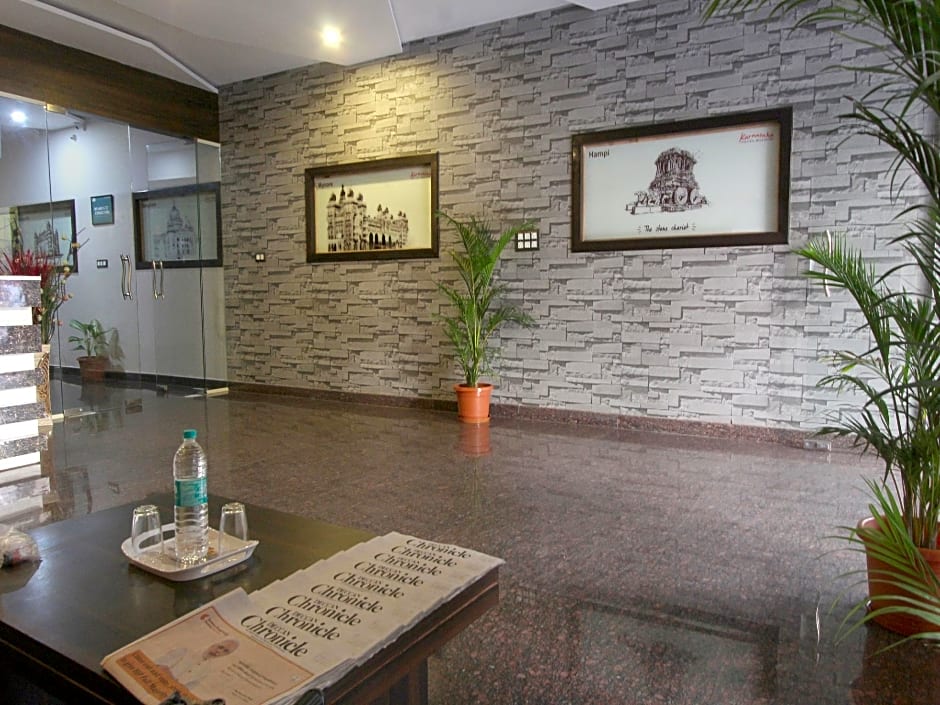 OYO 14520 Habitat Hotel & Suites