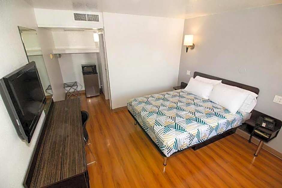 FairBridge Inn Moscow