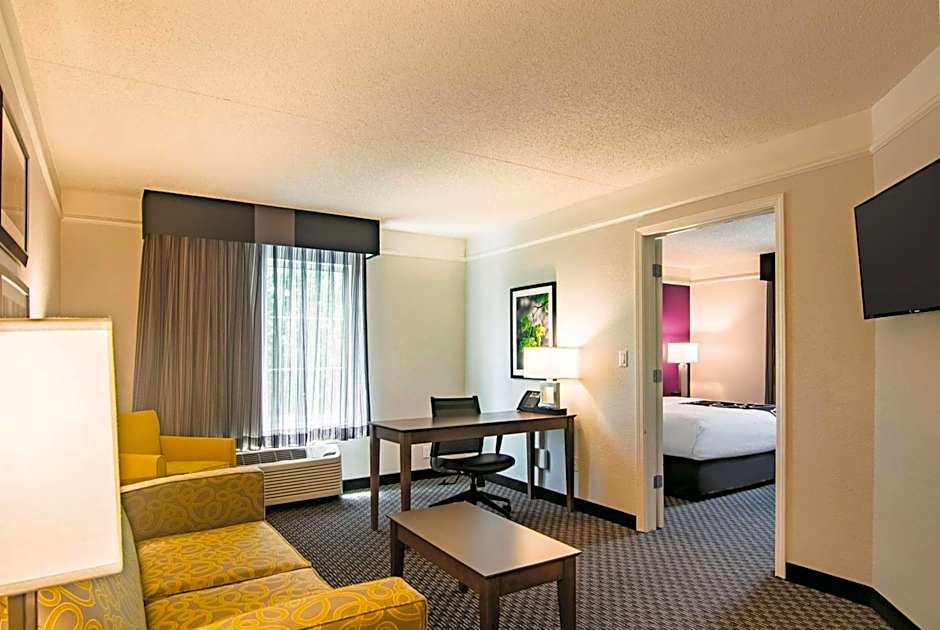La Quinta Inn & Suites by Wyndham Oklahoma City Norman