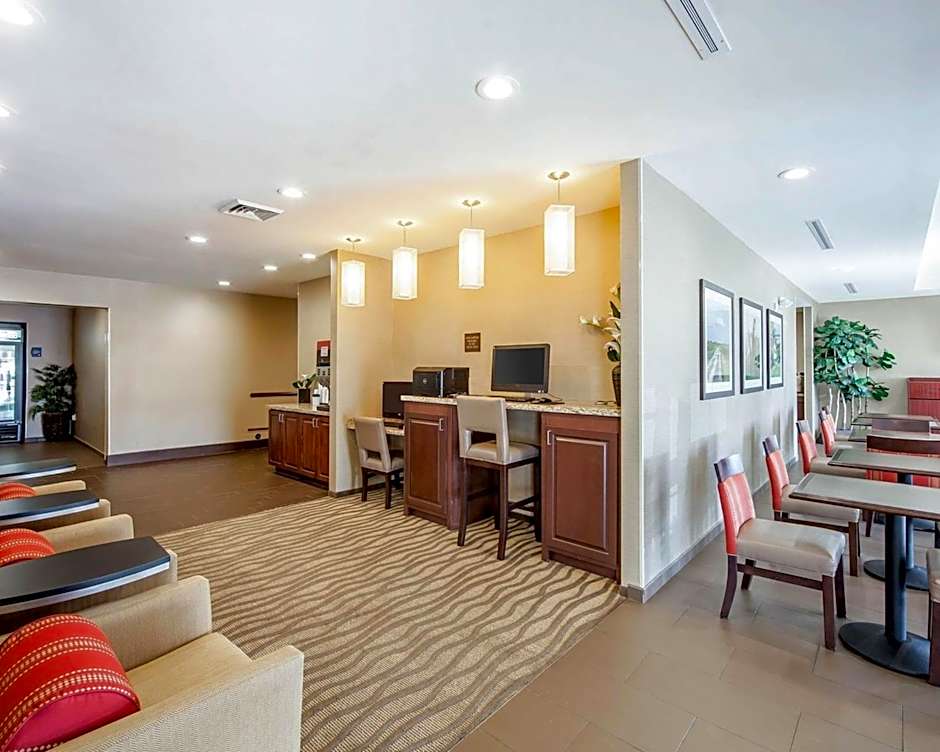 Comfort Suites Marietta