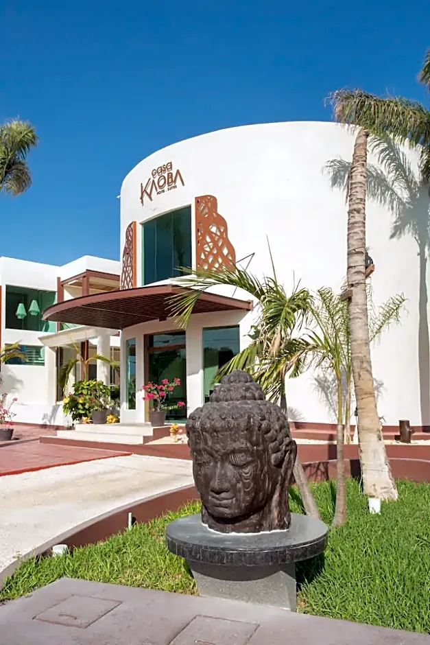 Casa Kaoba Hotel & Suites
