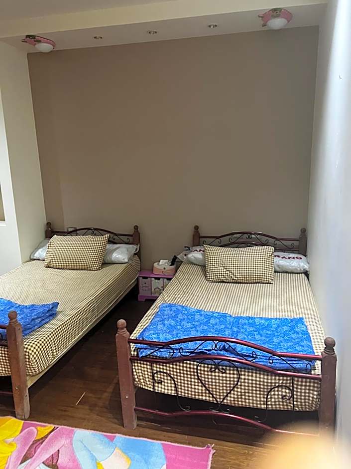 Super luxury flat near airport شقة سكنية قمة الفخامة والاتساع بقرب المولات التجارية و المطار