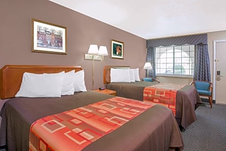 2 Queen Beds Non-Smoking