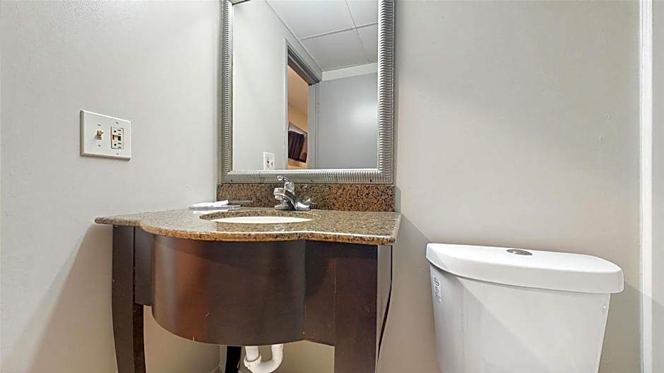 Red Lion Inn & Suites Olathe Kansas City