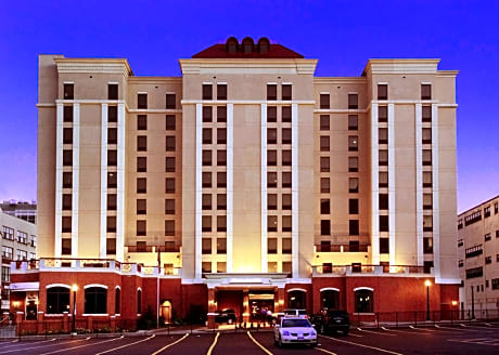 Hampton Inn & Suites Albany-Downtown