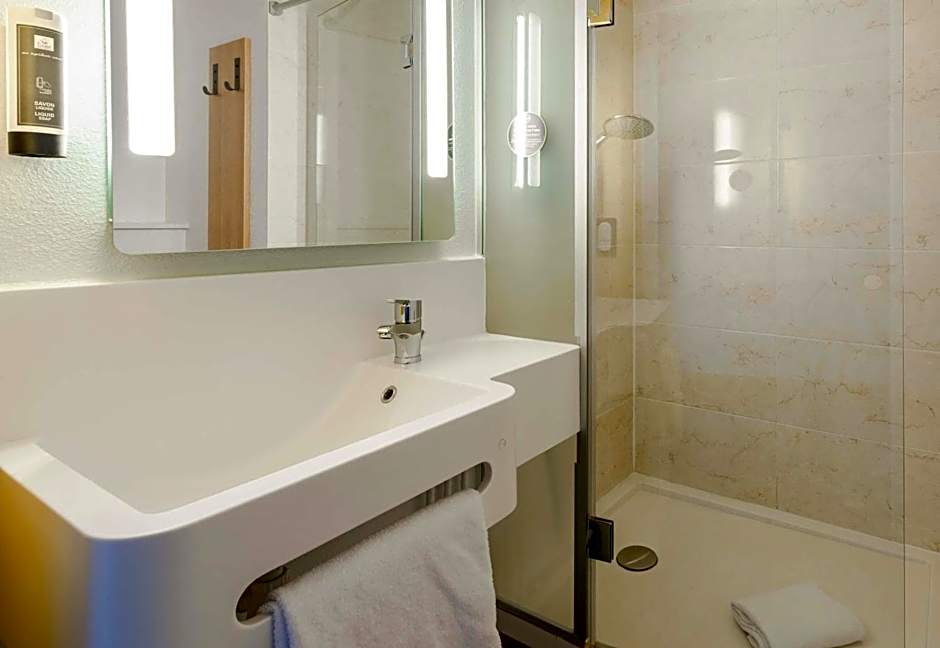 B&B HOTEL Nantes Savenay