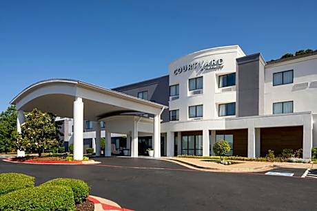 Courtyard by Marriott Texarkana