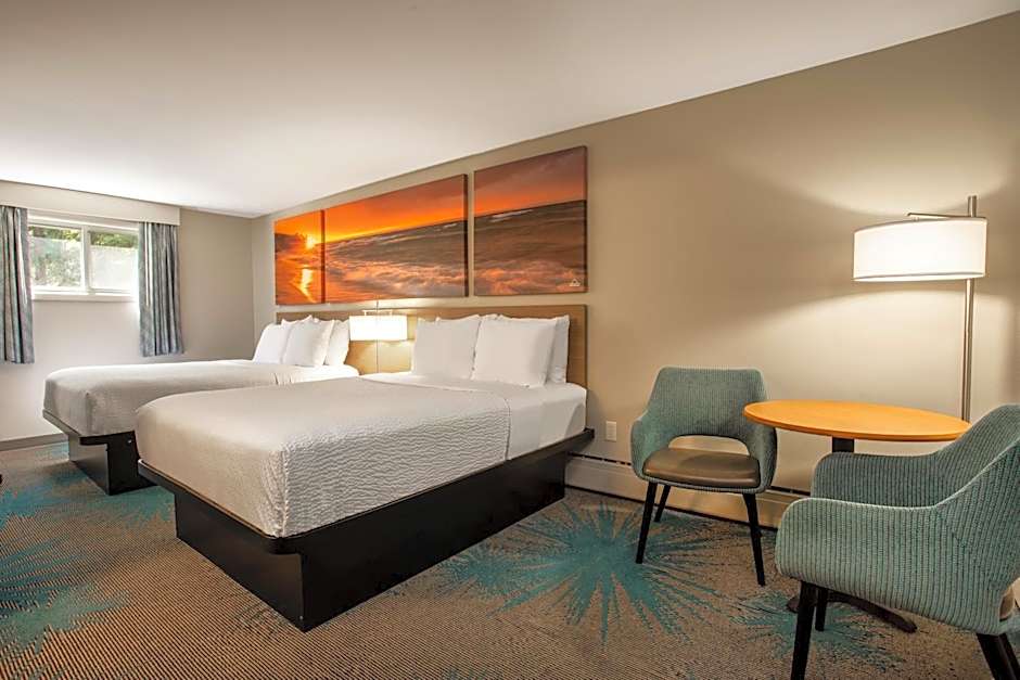 Days Inn by Wyndham Marquette