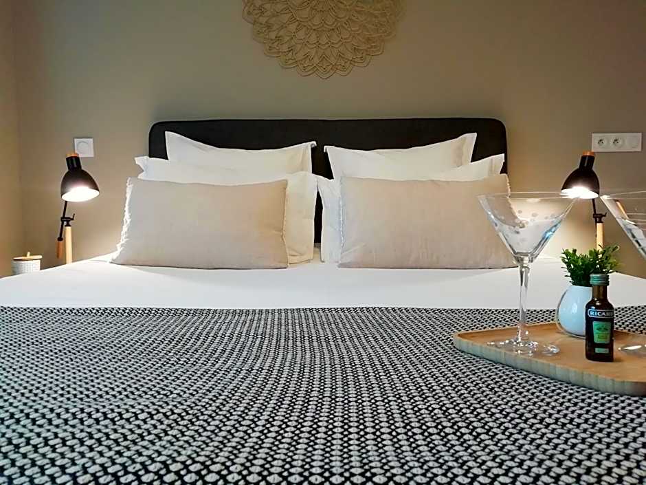 Sweet Home studio Aix en Pce, clim,terrasse,piscine,pkg,resto