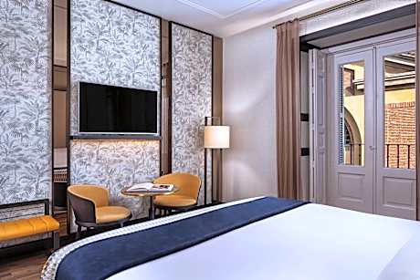 Deluxe Room with View (1ad)