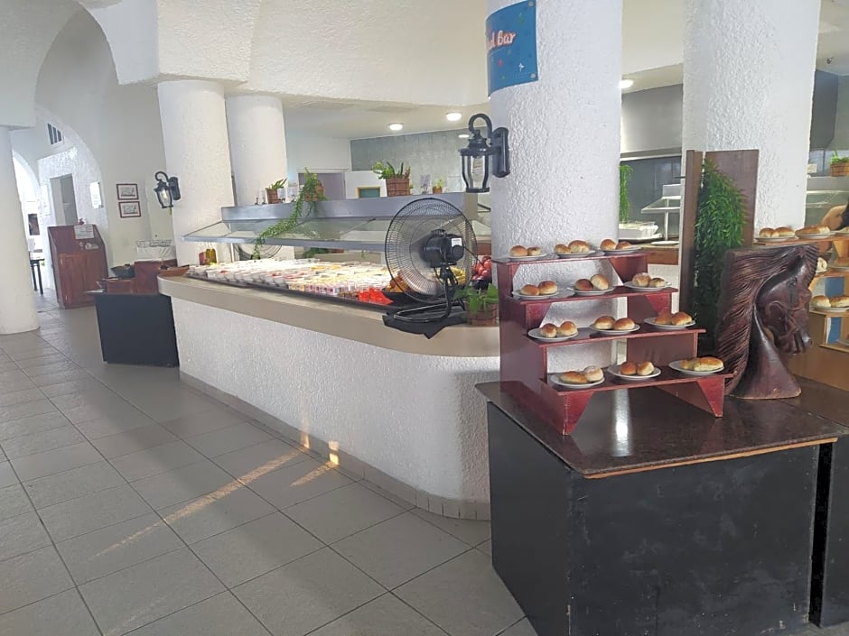 Sierra Mar All Inclusive at Tesoro
