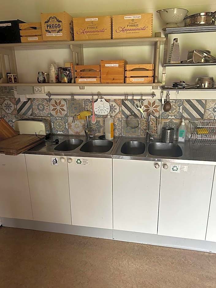 Bull-August gård vandrarhem/hostel