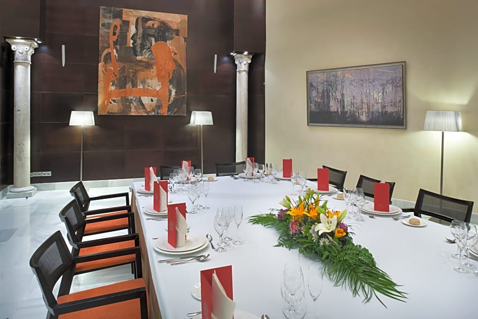 NH Collection Granada Victoria