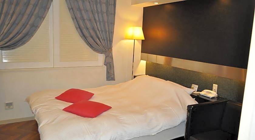Hotel Woo (Adults Only)