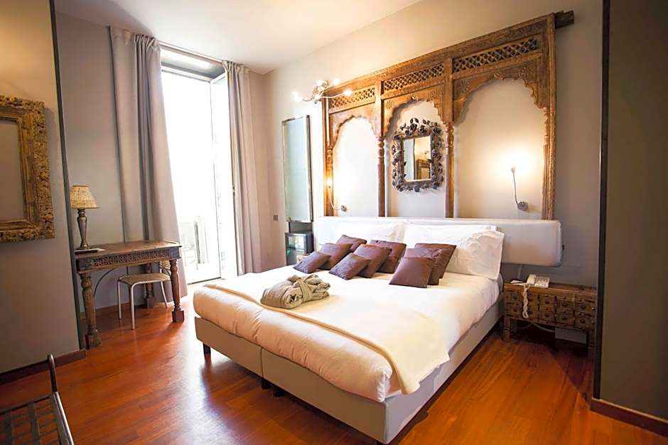Photo 1 of 20 of Deluxe 1 Double Bed or 2 Beds