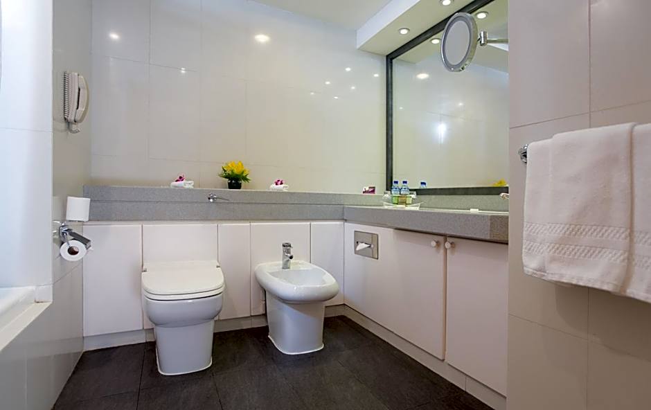 Photo 1 of 4 of Junior Suite