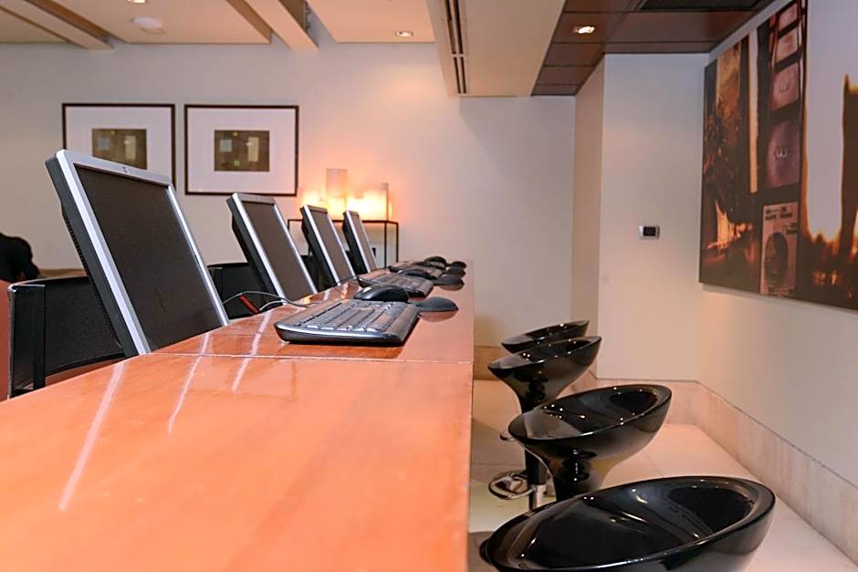 Holiday Inn Express Santiago Las Condes By IHG