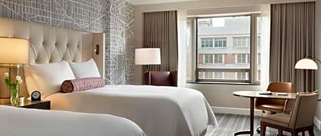 Fairmont Gold 2 Queens