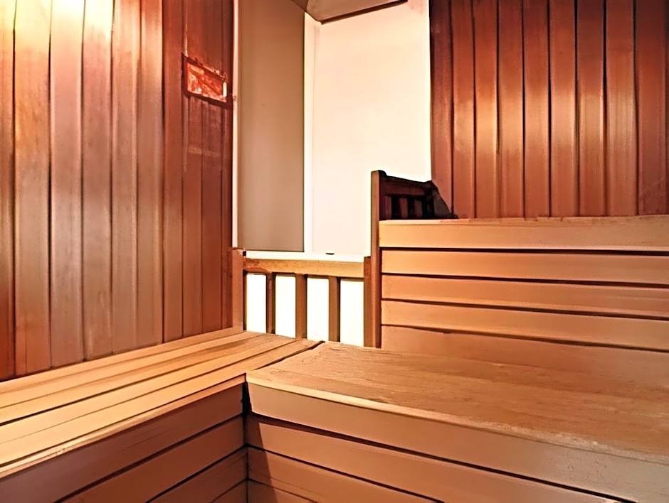 Petit Hotel Shitaka