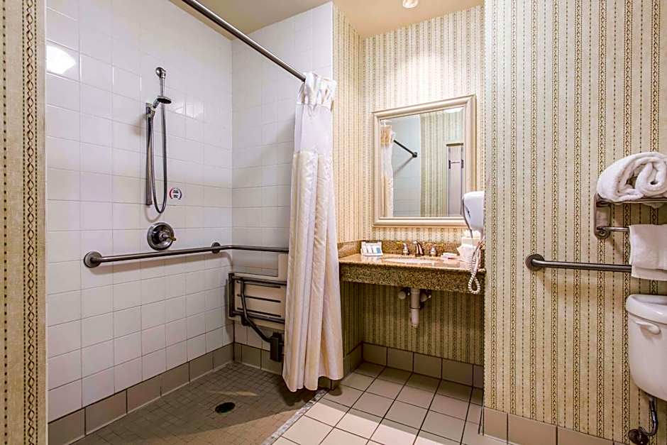 Hilton Garden Inn Milwaukee Northwest Conference Center