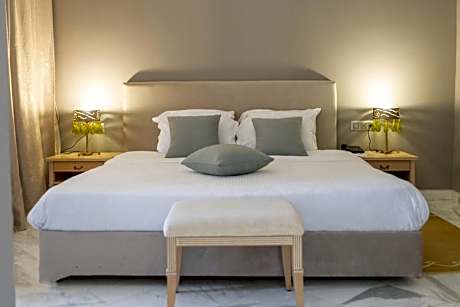 Premium Two-Bedroom Suite With Paronamic View