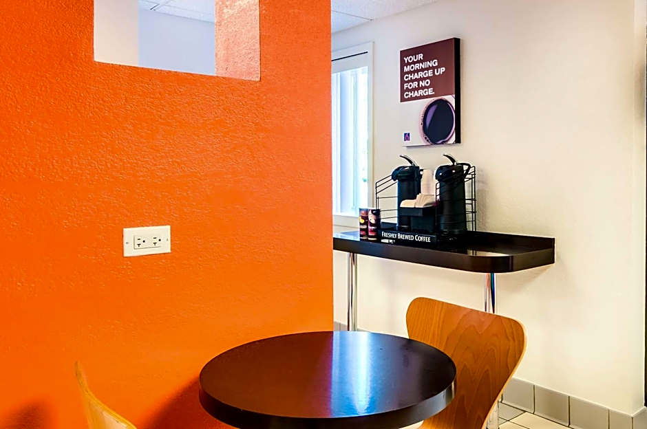 Motel 6-Arlington Heights, IL - Chicago North Central