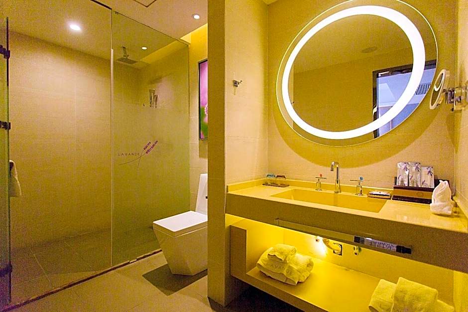 Lavande Hotel Yichang Baota River Wanda