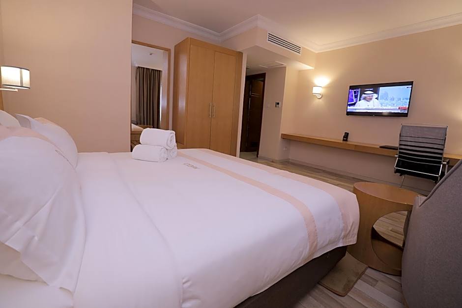 Photo 1 of 7 of Superior 1 King Bed