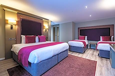 Fir Trees Hotel