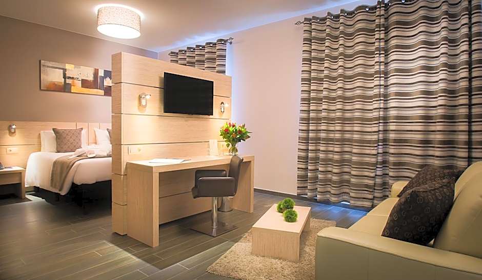 ibis Styles Charleroi Airport Aero 44