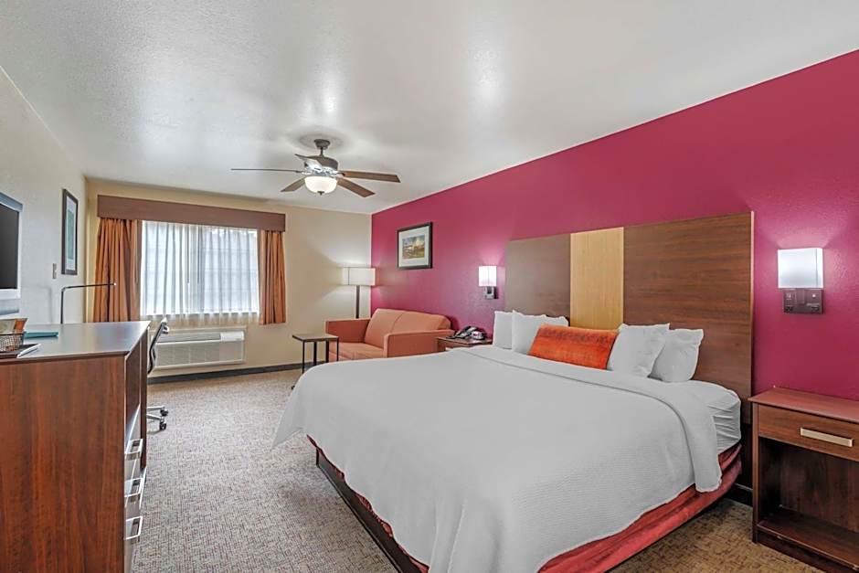 Best Western Pineywoods Inn