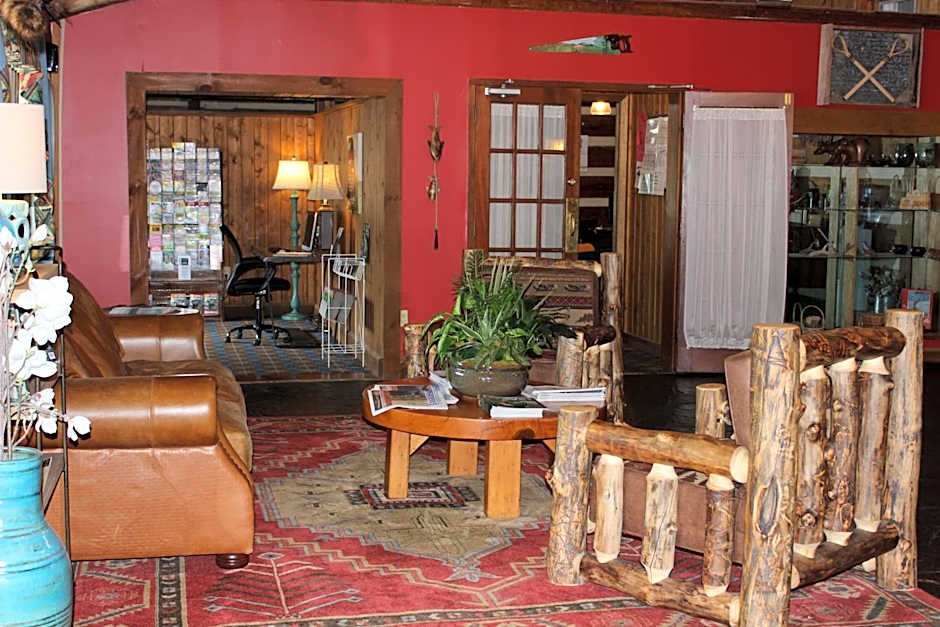Great Smokies Inn - Cherokee