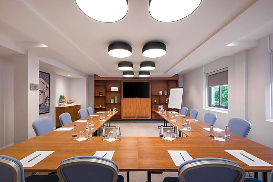 Courtyard by Marriott Glasgow Airport