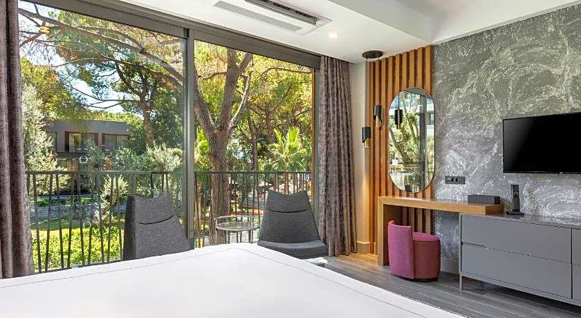 Unique Life Style Hotel