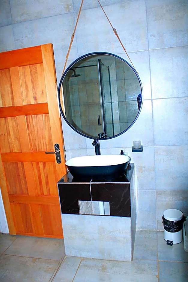 Harnham Mountain Lodge