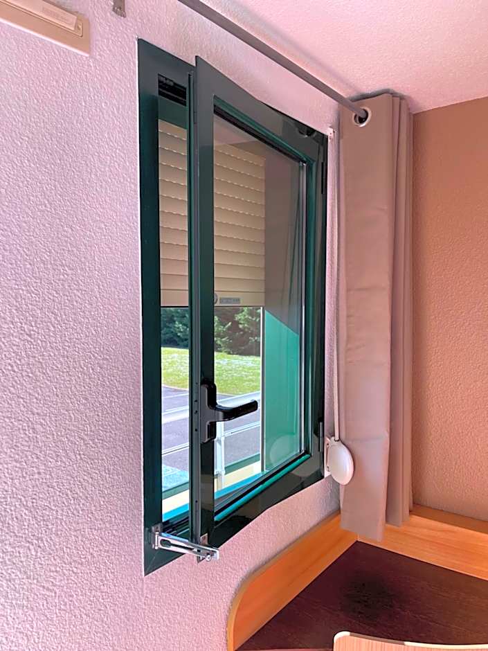 Premiere Classe Amiens - Glisy