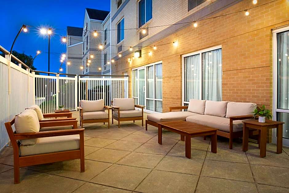 Fairfield Inn & Suites by Marriott at Dulles Airport