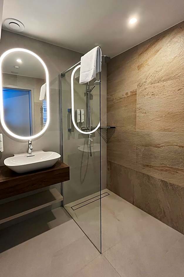 GRANO HOTEL Solmarina