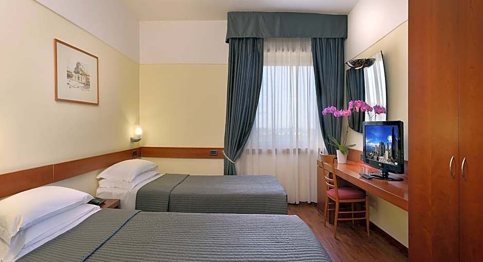 Hotel Bologna Airport