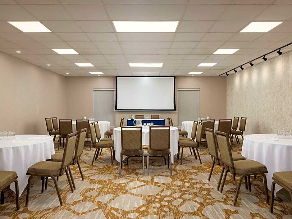 The Novotel Toronto Center Hotel