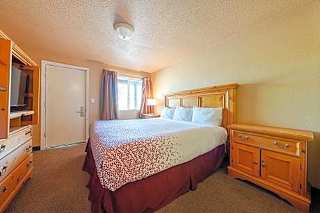 Queen Bed Non-Smoking